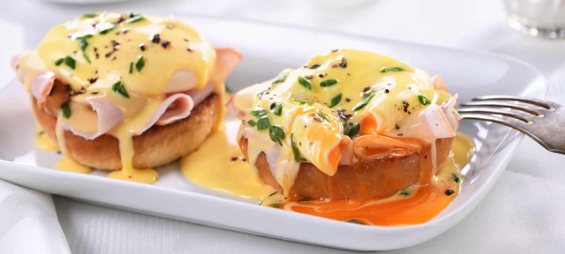 Eggs Benedict with Hollandaise Sauce