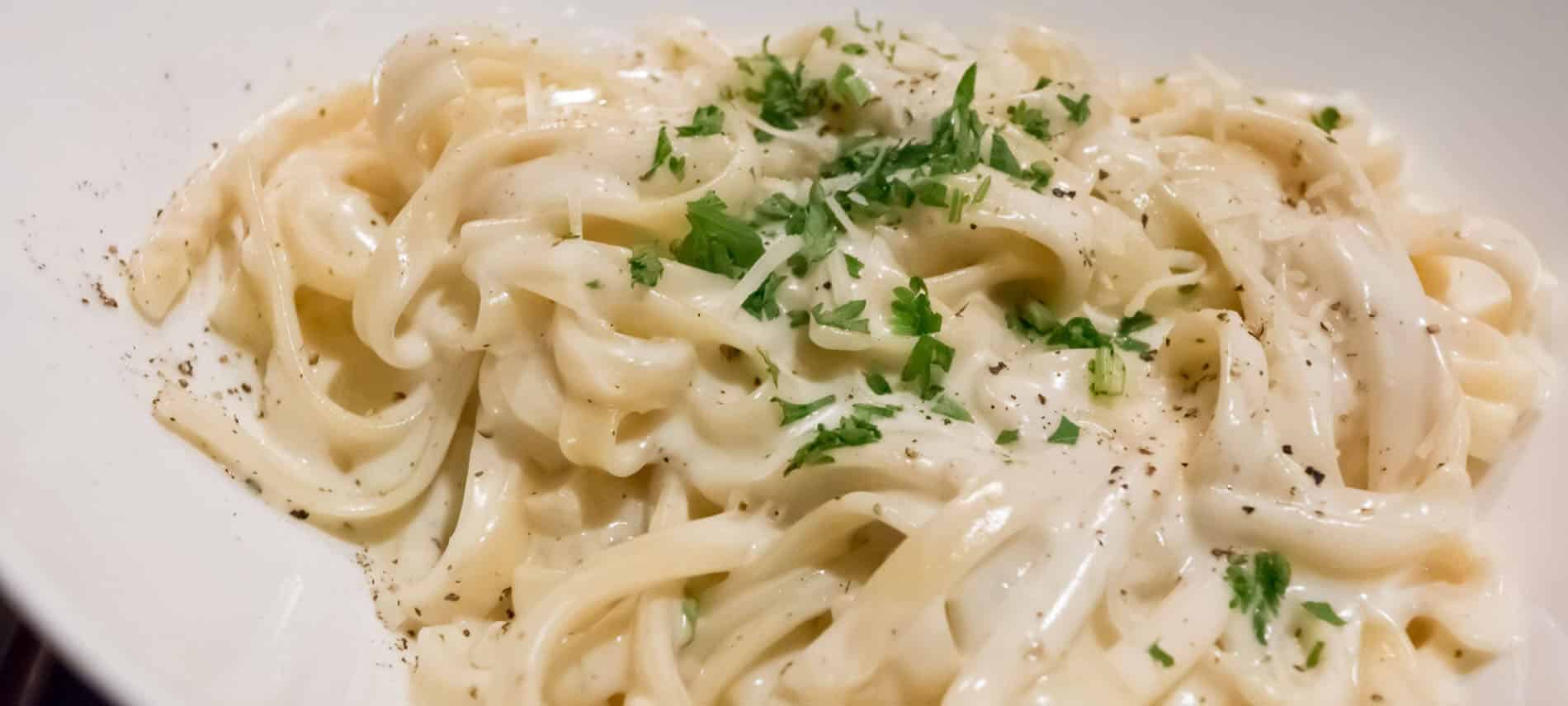 Fettuccine Alfredo